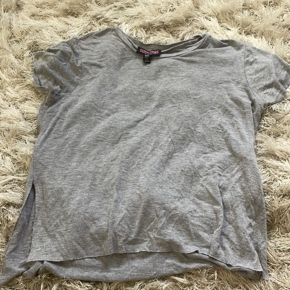 Basic Gray Tee - Picture 1 of 1